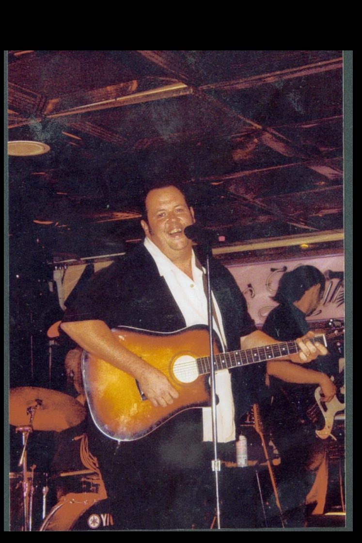 bobonguitar.jpg
